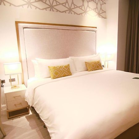 Summit Hotel Naga Kültér fotó