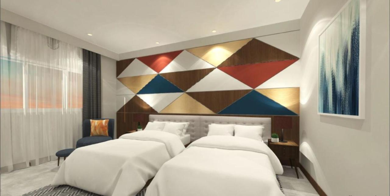Summit Hotel Naga Kültér fotó