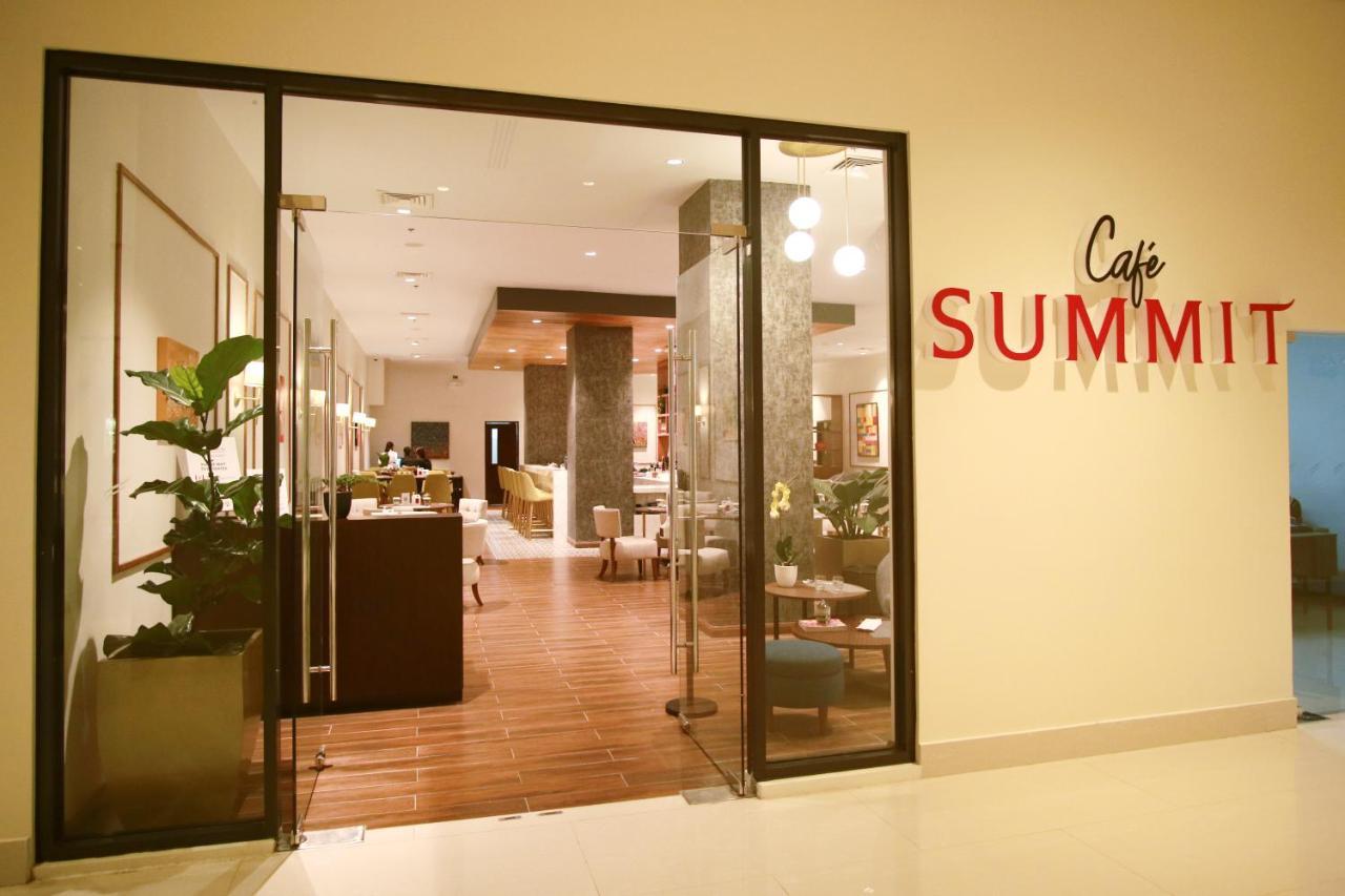Summit Hotel Naga Kültér fotó